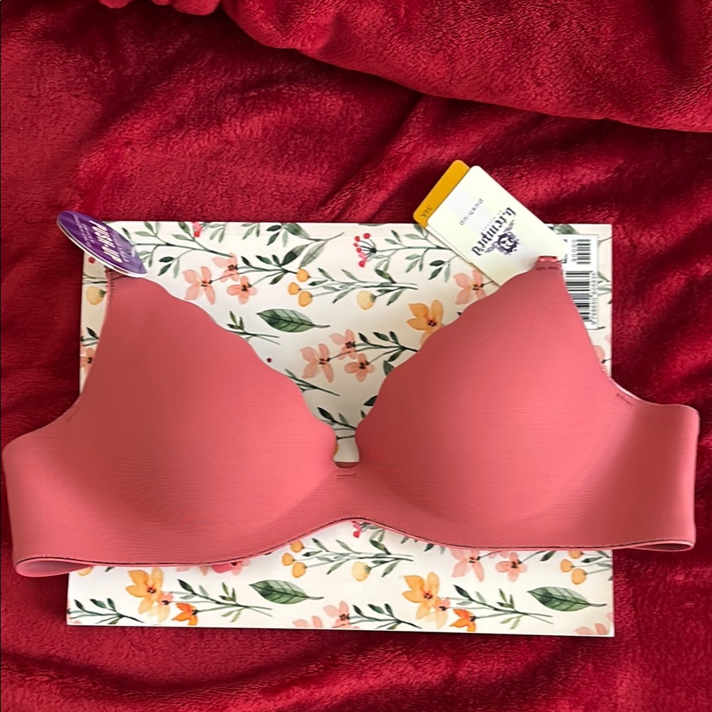 b tempted by Wacoal push-up bra, 34A, NWT